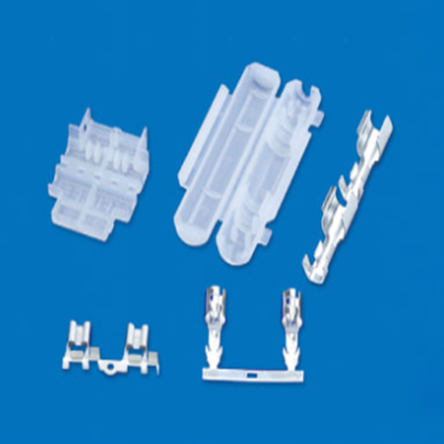 Fuse holder series connector 201/520